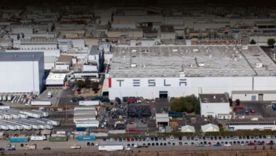 Фото - Tesla запустила завод вопреки решению властей