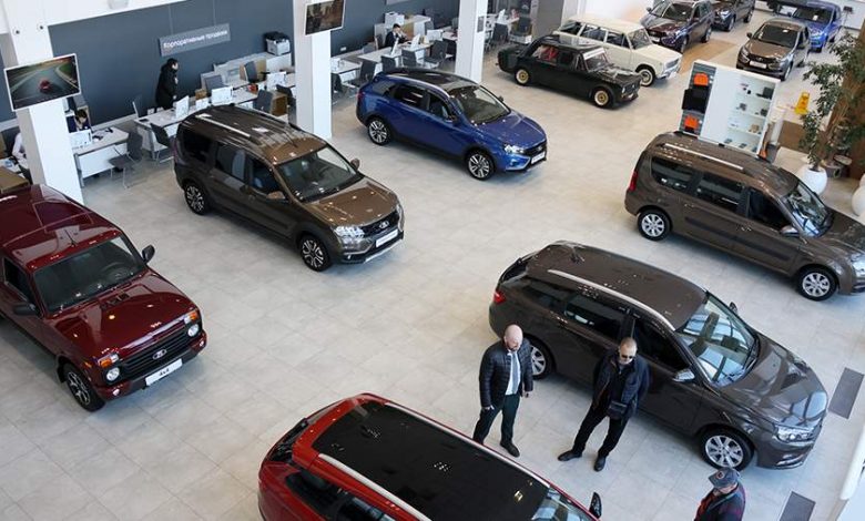 Фото - В сентябре в РФ продали более 20 тыс. автомобилей Lada