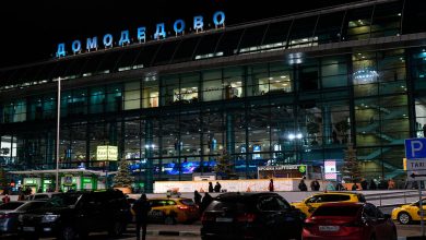 Фото - РЕН ТВ: в аэропорту Домодедово неизвестные открыли стрельбу по Lexus